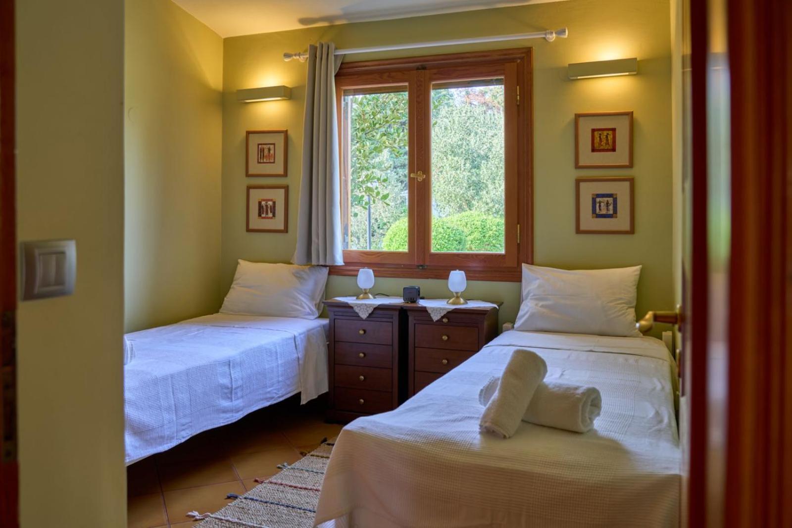 Summerday Villa Private Beach Nea Iraklia Ngoại thất bức ảnh